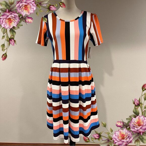 LuLaRoe Dresses & Skirts - LuLaRoe Amelia Multicolor Striped short sleeve knee length Dress size medium‎